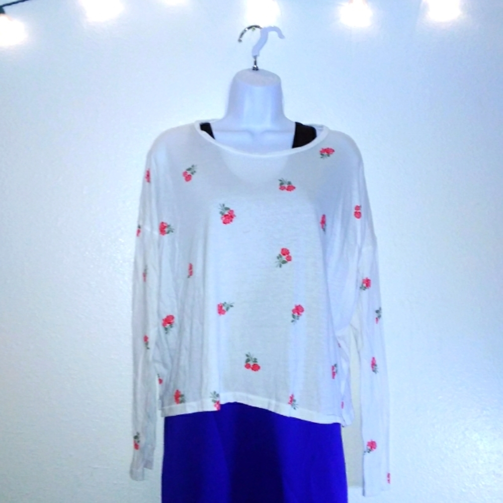 PINK Victoria's Secret Rose Print Long Sleeve Top